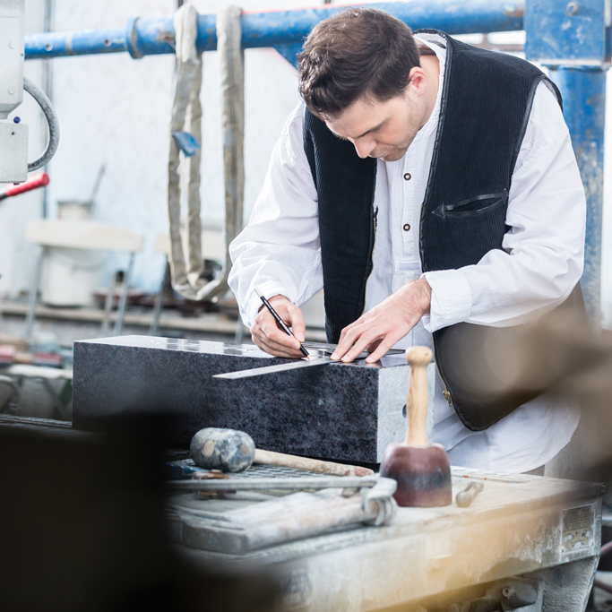 La marbrerie funéraire des Pompes funèbres Krost